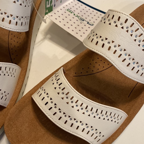 Flexus by Spring Step SZ 8.5 Bayshore White Slides Sandals NIB - Picture 14 of 14